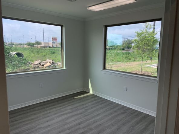 Building 2 : 2743 Smith Ranch Rd, Pearland, TX, 77584